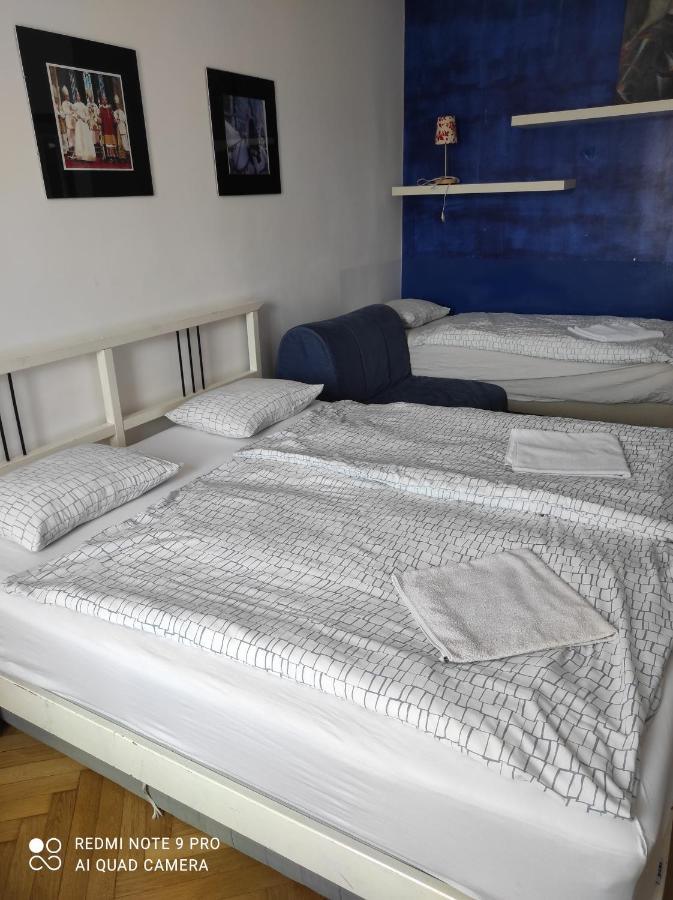 Apartment Maximilian براتسيلافا المظهر الخارجي الصورة