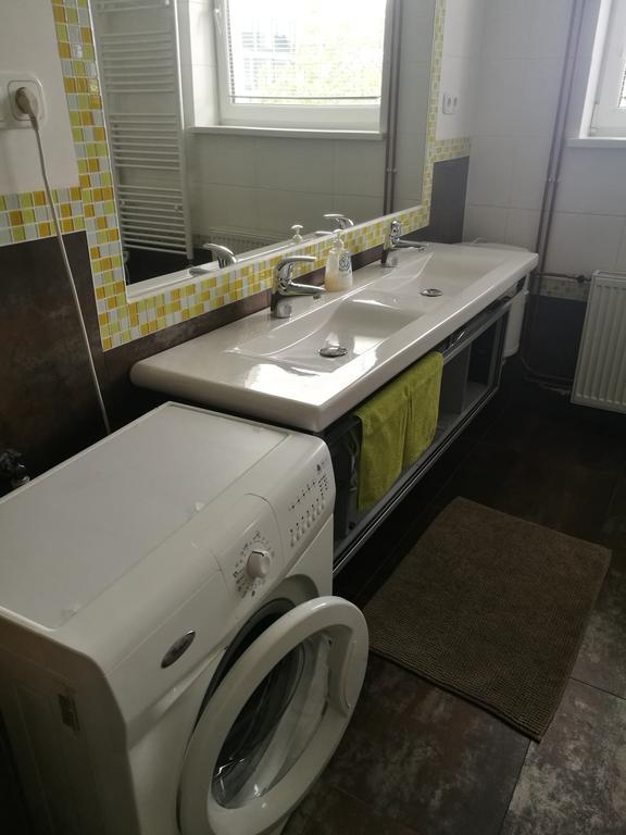 Apartment Maximilian براتسيلافا المظهر الخارجي الصورة
