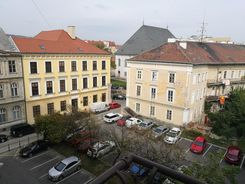 شقة براتسيلافا  في Apartman Maximilian المظهر الخارجي الصورة