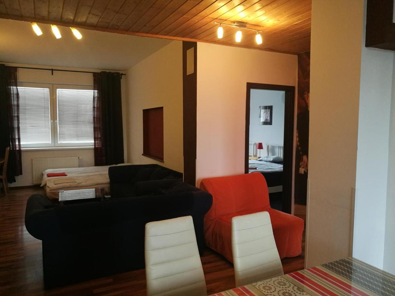 Apartment Maximilian براتسيلافا المظهر الخارجي الصورة